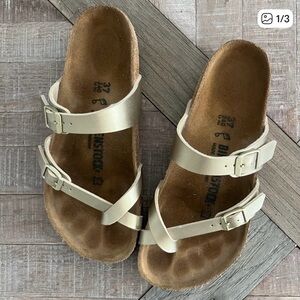 Birkenstock Light Beige Sandals